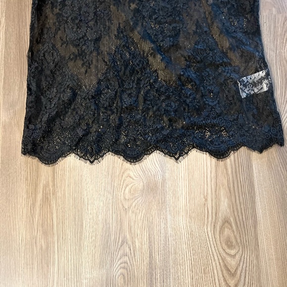 123 Large/XL Black Lace Top only Worn One Time - Picture 5 of 11